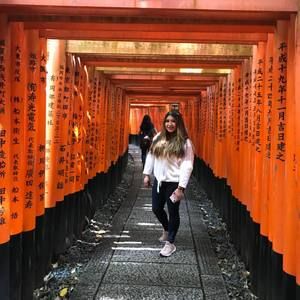 Meet your Posher, Gaby